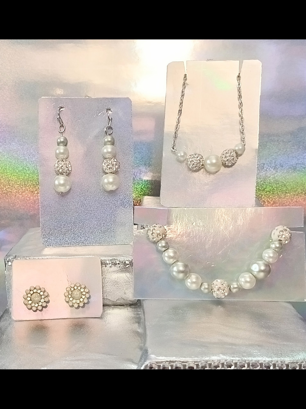 Pearl and Crystal Bead Jewelry Set - White
